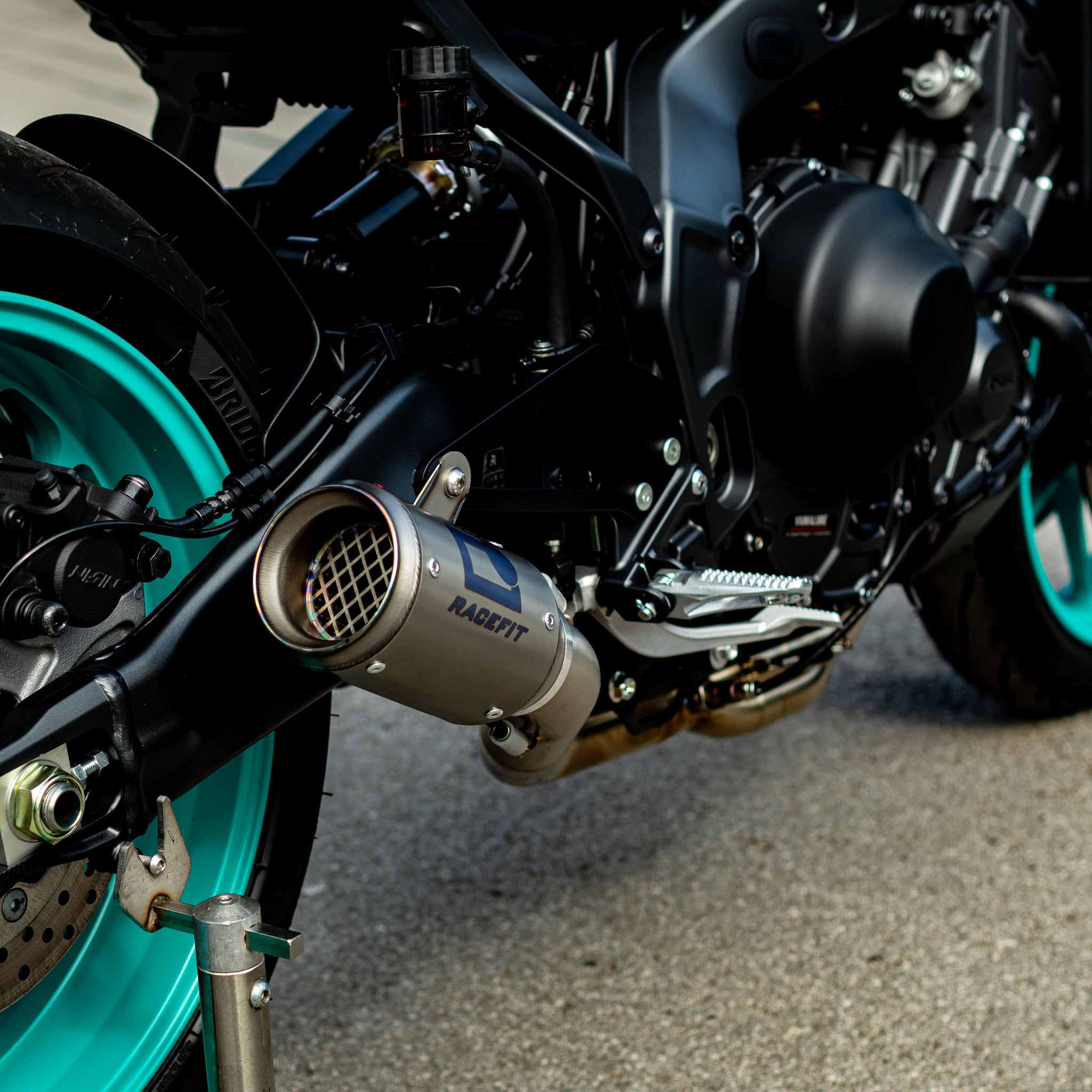 MT-09/FZ-09 2024-26 Growler-X Full System – RACEFIT